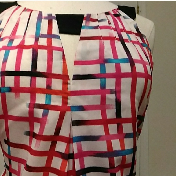 Multi-colored Top - Picture 2 of 4